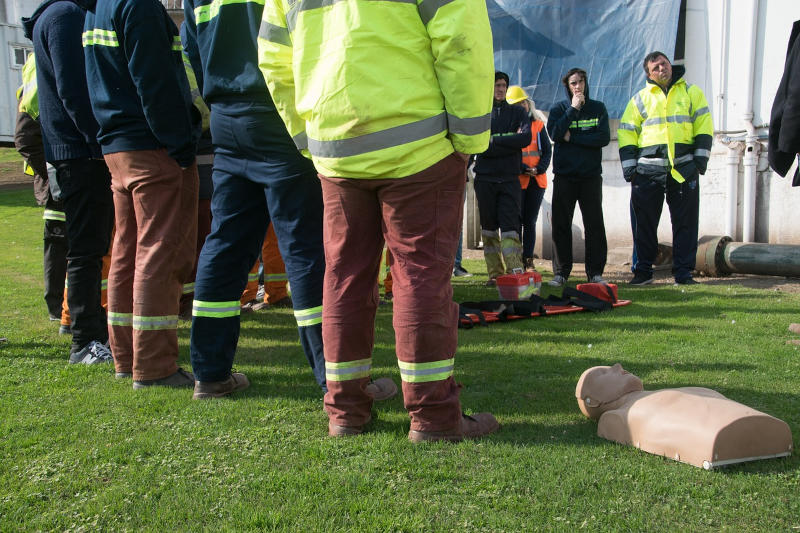 Choosing the Best Group CPR Training for Your Company